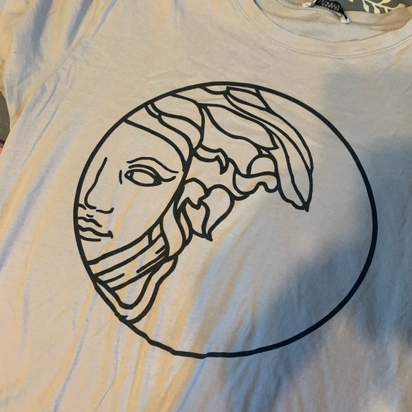 Versace T Shirt - Picture 4 of 5